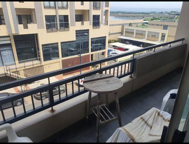 2 BEDROOM APARTMENT FOR SALE IN UMHLANGA RIDGE
